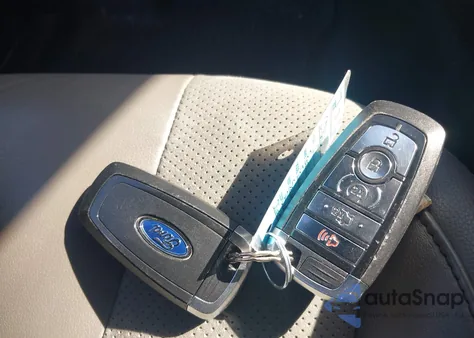 2017 Ford Fusion Sport из США, поврежденный, VIN 3FA6P0VP4HR153316